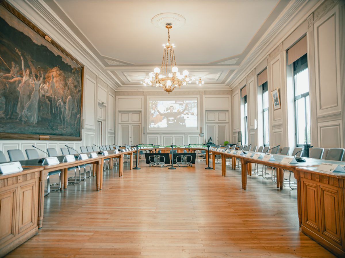 Salle du conseil municipal de la mairie de Villefranche-sur-Saône